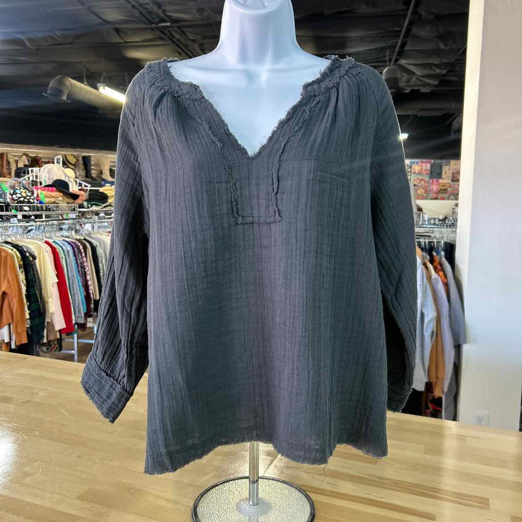 Natural Life Size M Gray Preloved Blouse LS