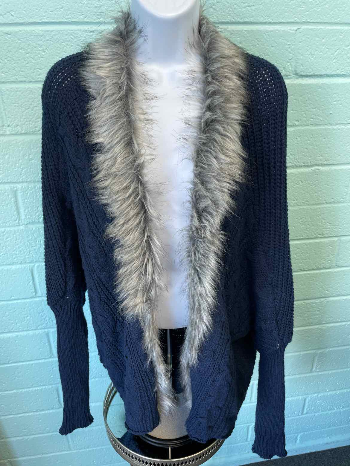 Size 1X Navy Duster