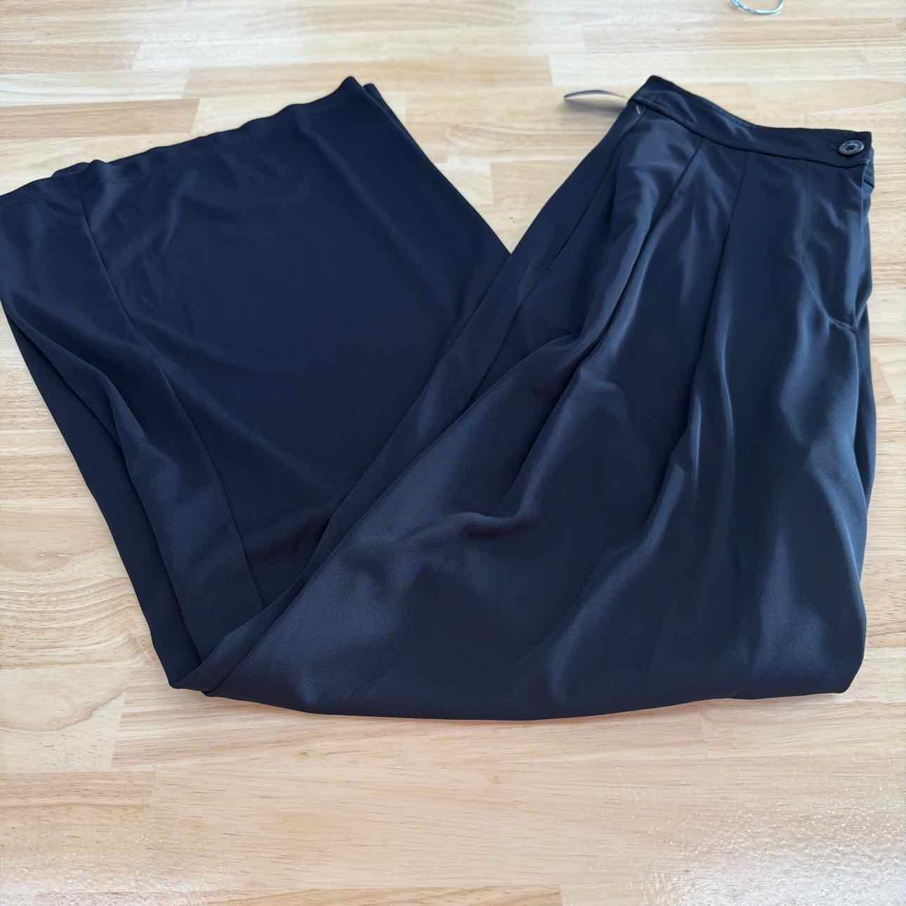 Ralph Lauren Size 4 Navy New Pants