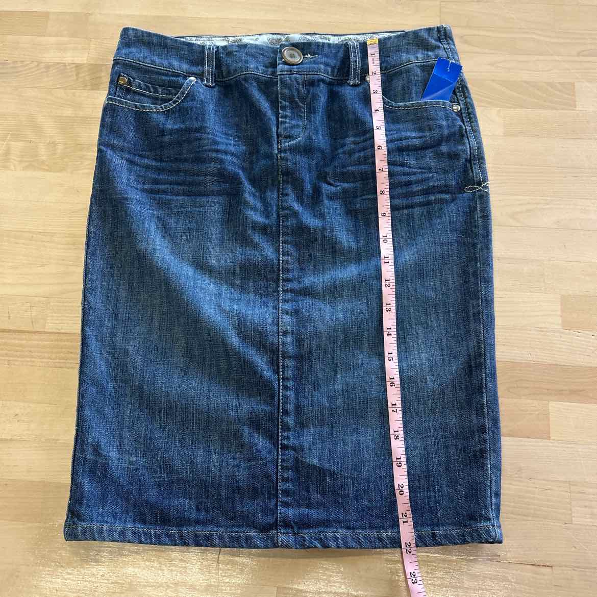 Level 99 Size 27 Denim Preloved Skirt