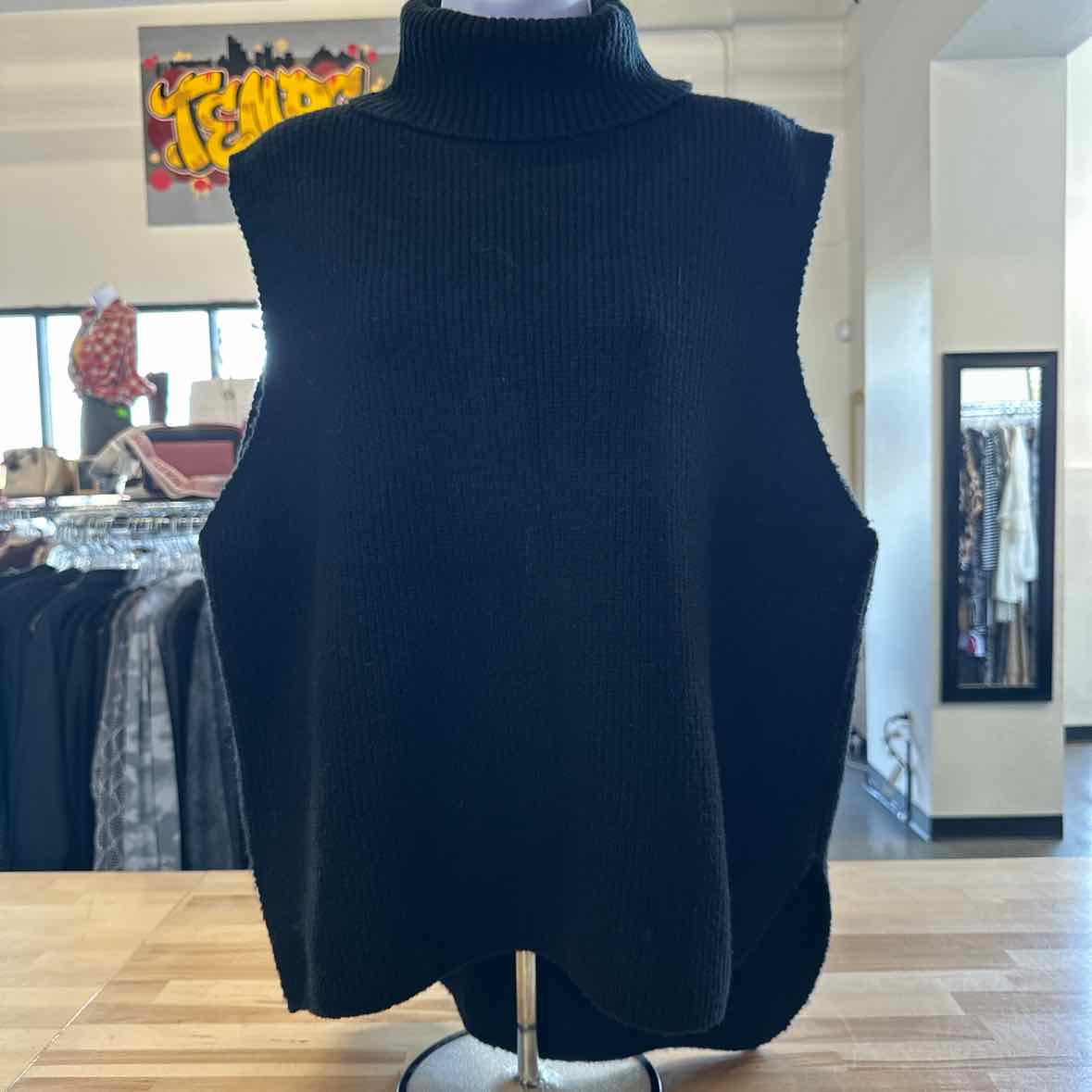 C'isa Size L Black Vest