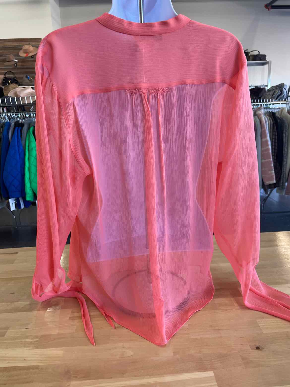 Banana Republic Size L Pink Button Down Shirt