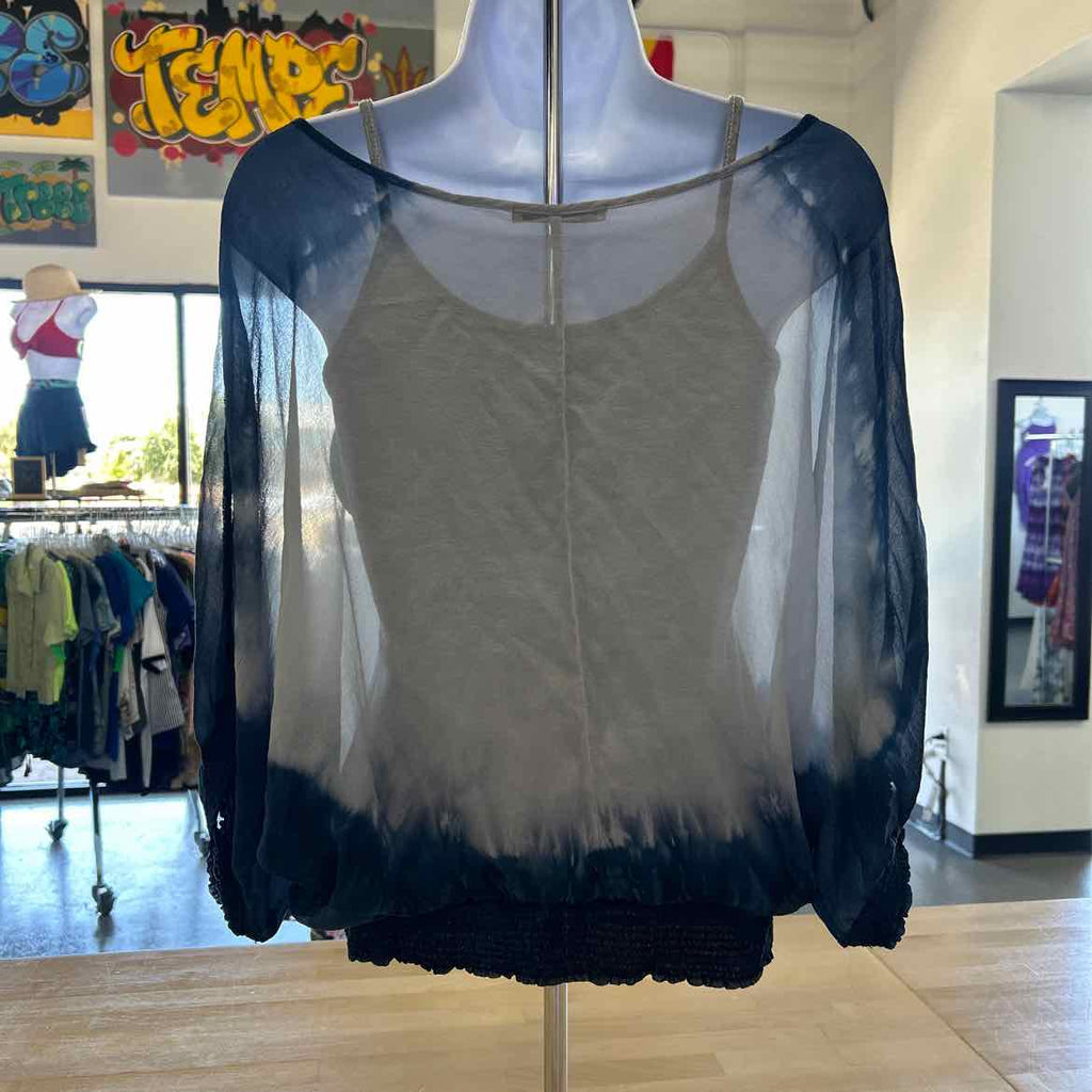 Red Haute Size OS Blue Gray Preloved Blouse SS