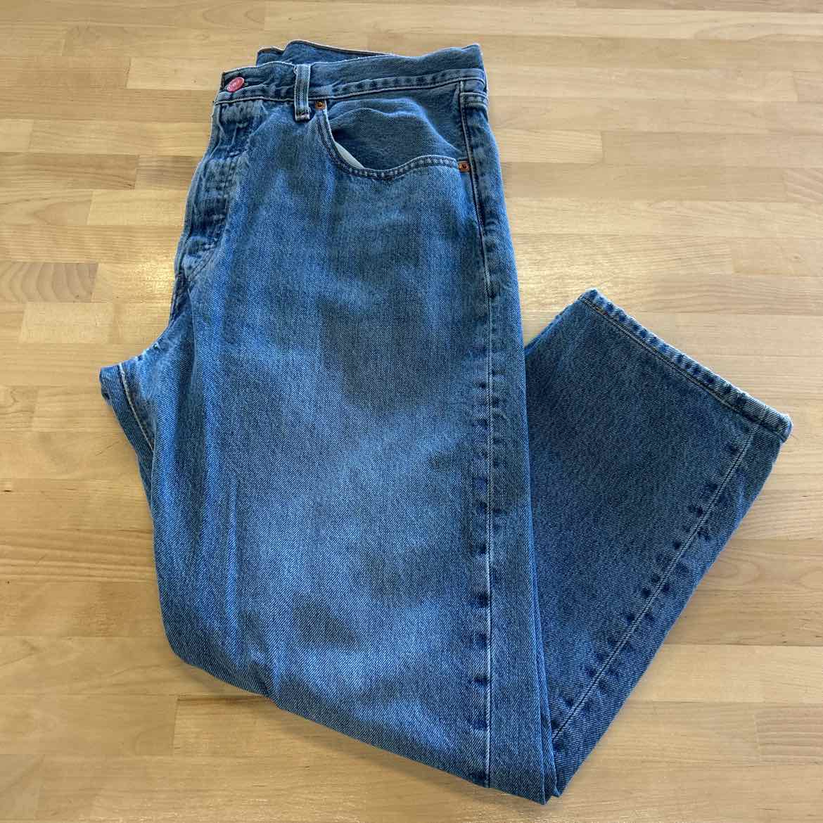 Levi's Size 32 Blue Jeans