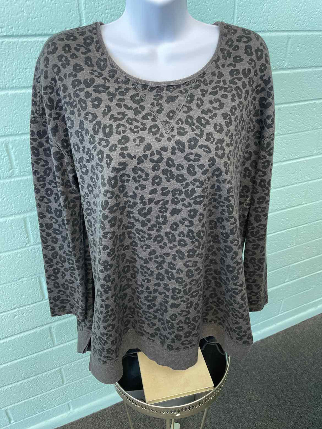 Z Supply Size XS Gray Sweatshirt