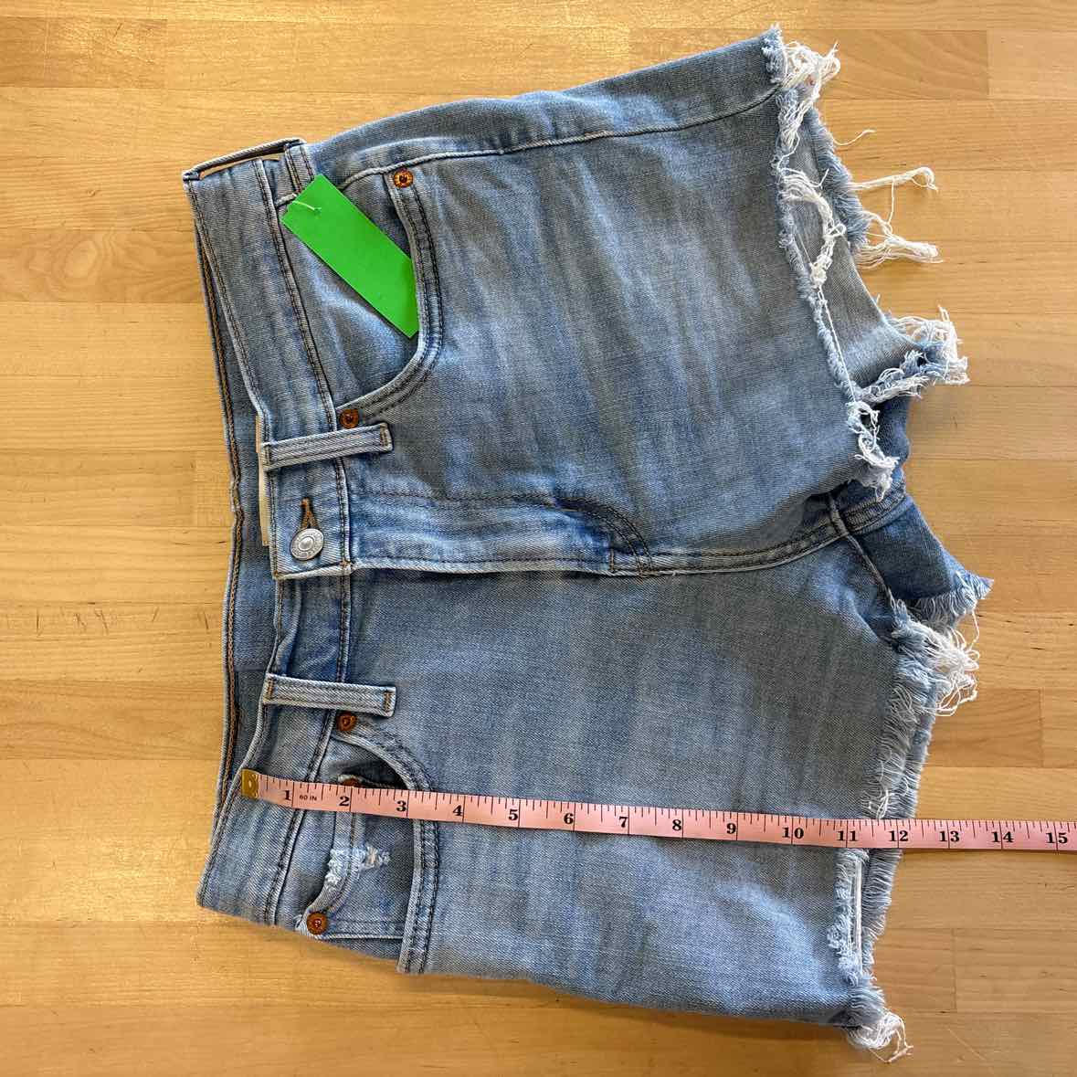 Levi's Women Size 28 Blue Denim Preloved Shorts