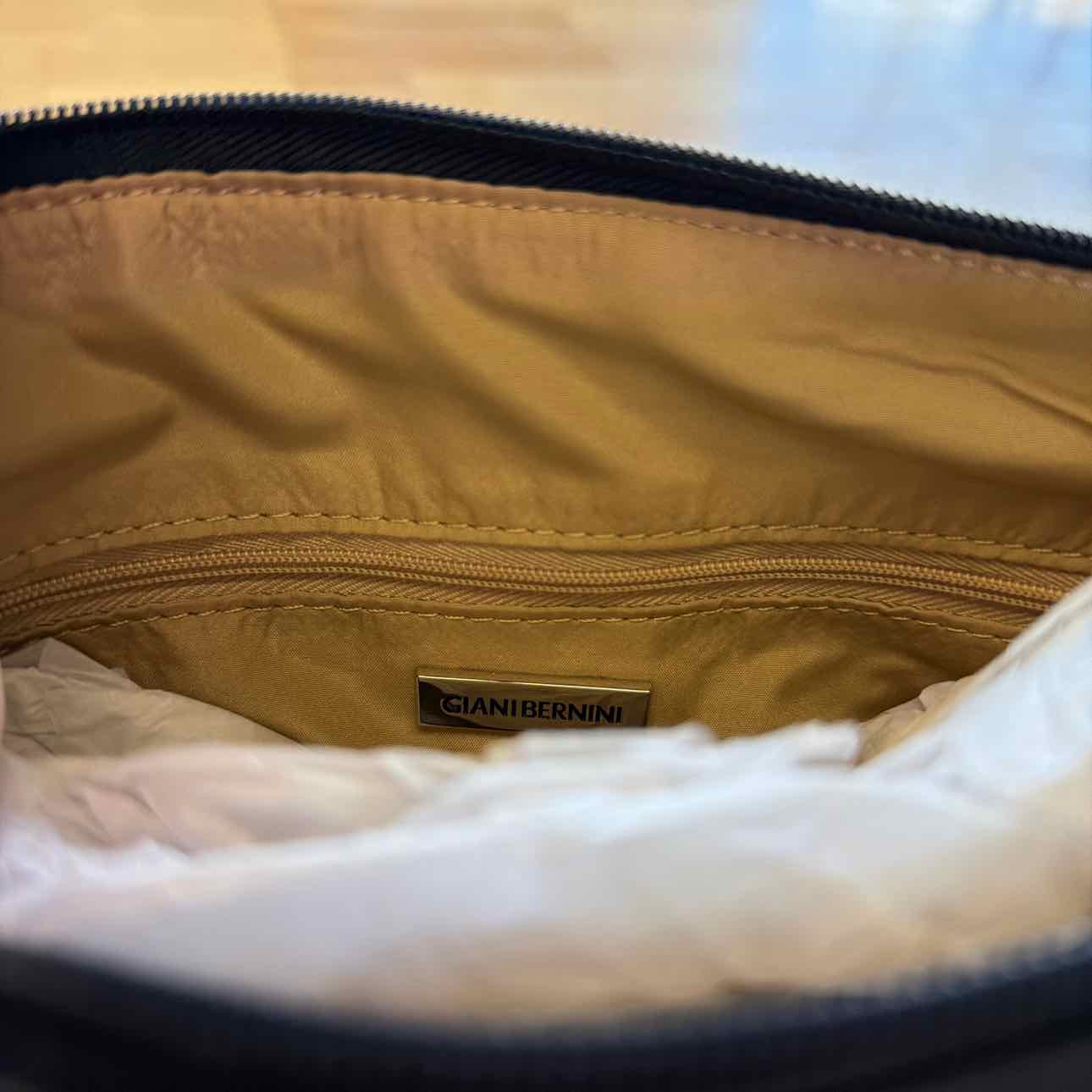 Giani Bernini Venice Nappa Crossbody