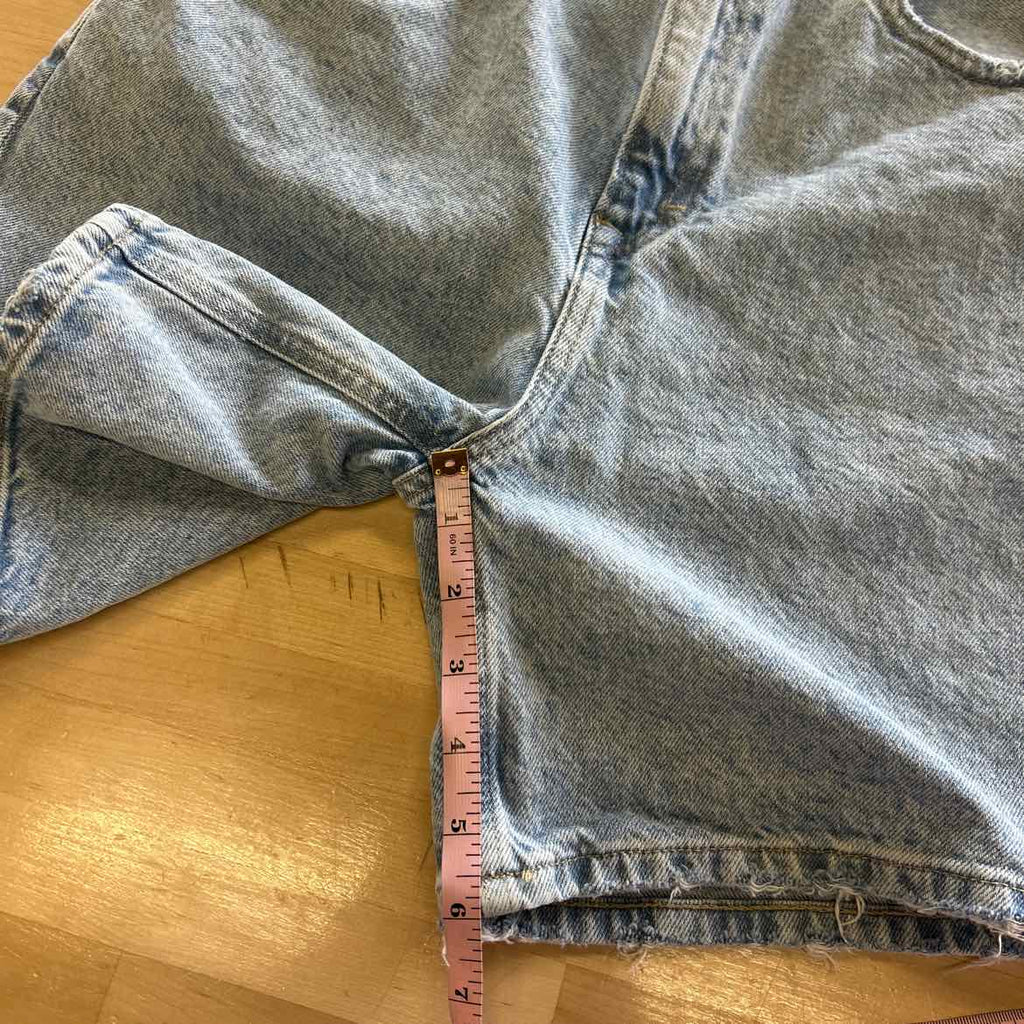 Tommy Hilfiger Women Size 29 Blue Denim Preloved Shorts