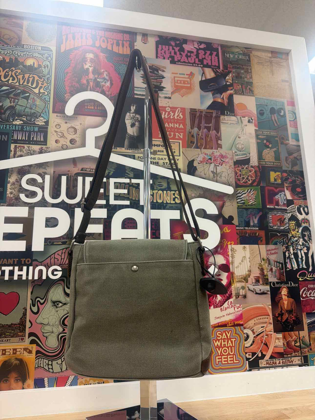 Da Van Olive Purse