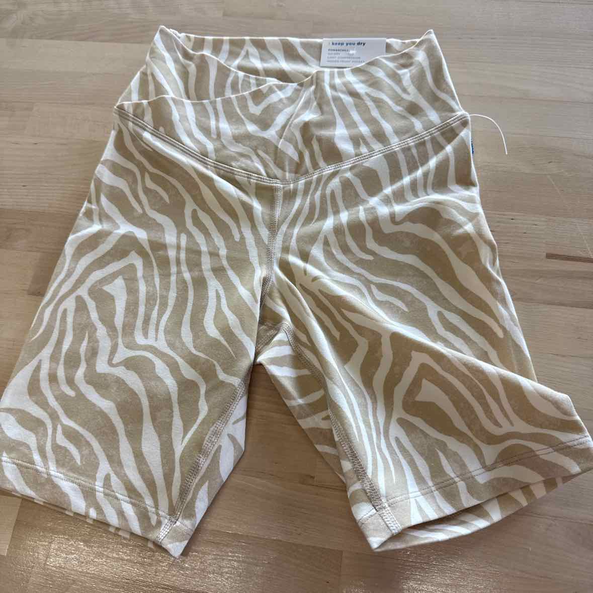 Old Navy Size XS Tan Biker Shorts