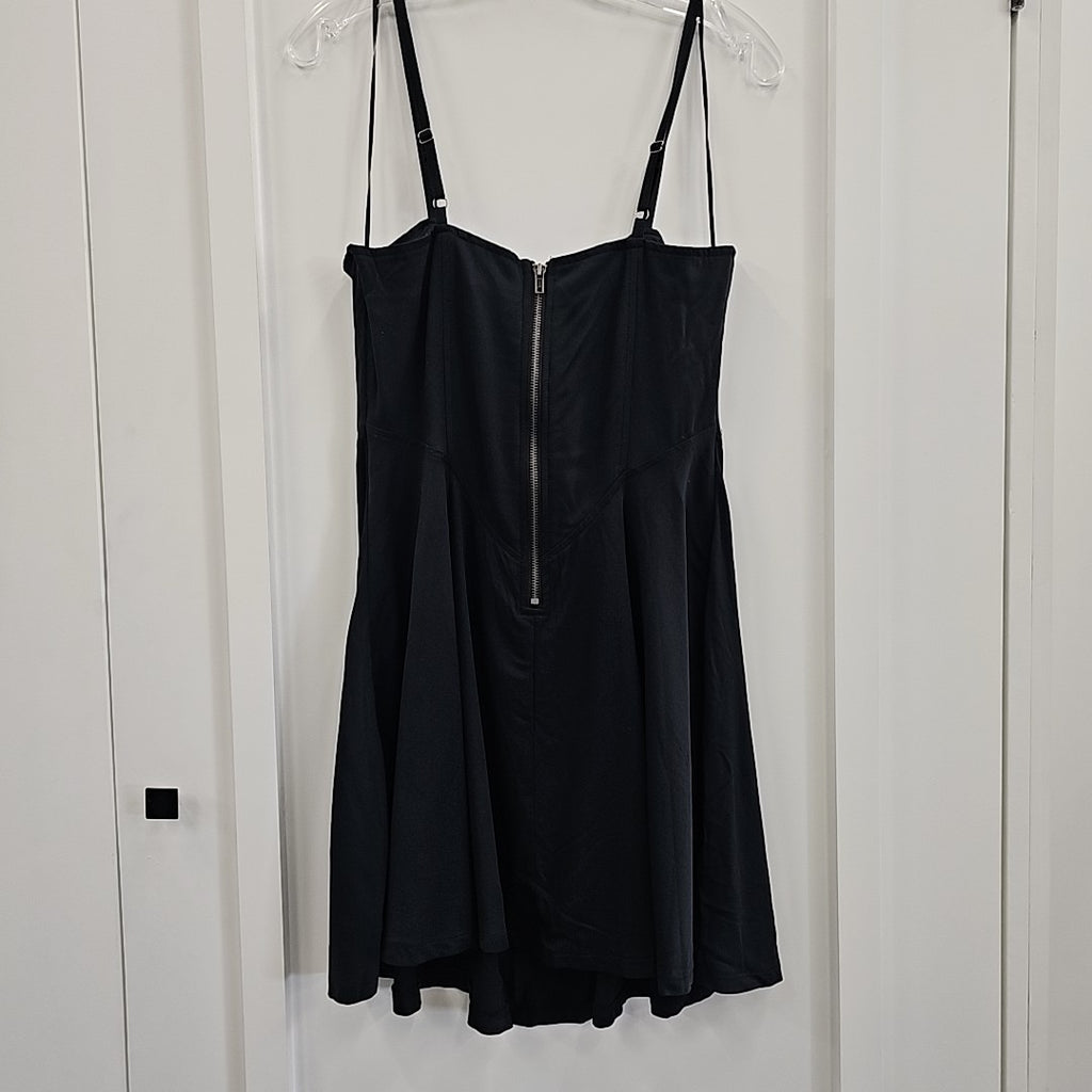 Self E Size M Black Dress
