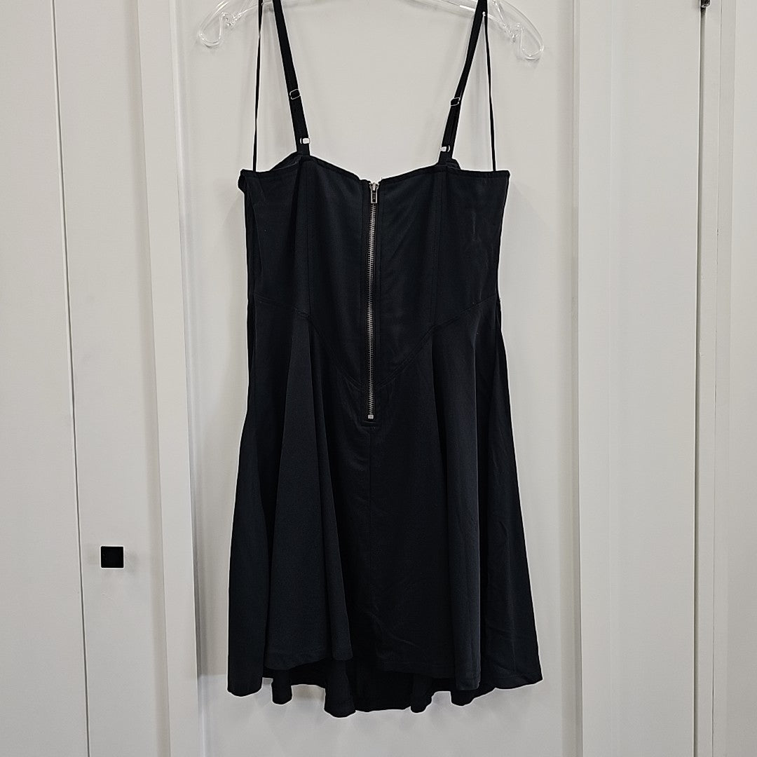 Self E Size M Black Dress