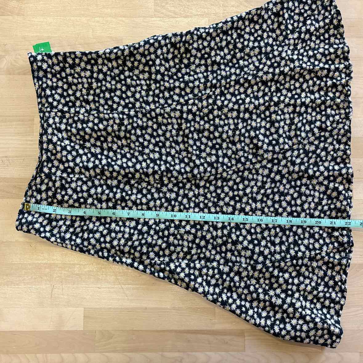 American Eagle Size XS Black Preloved Skirt