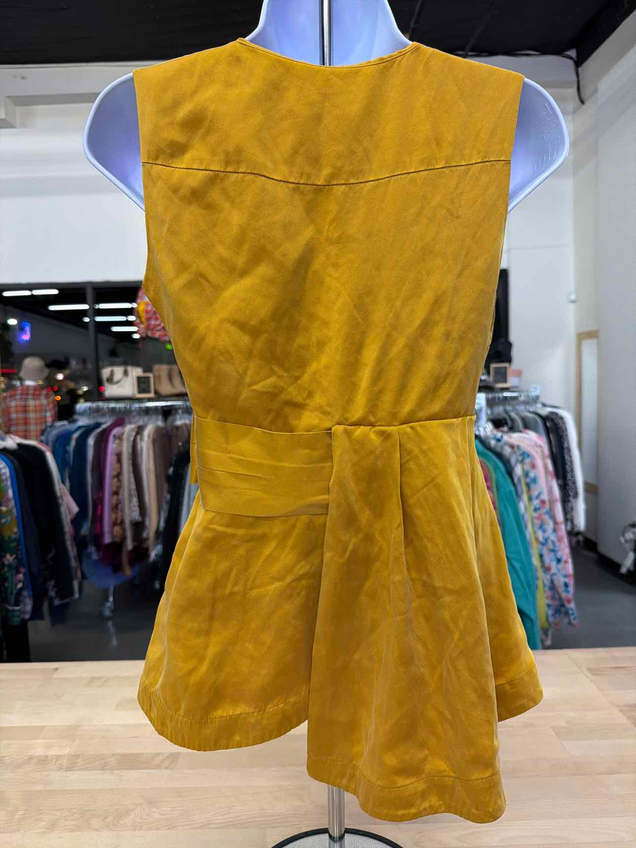 Banana Republic Size 0 Yellow Tank