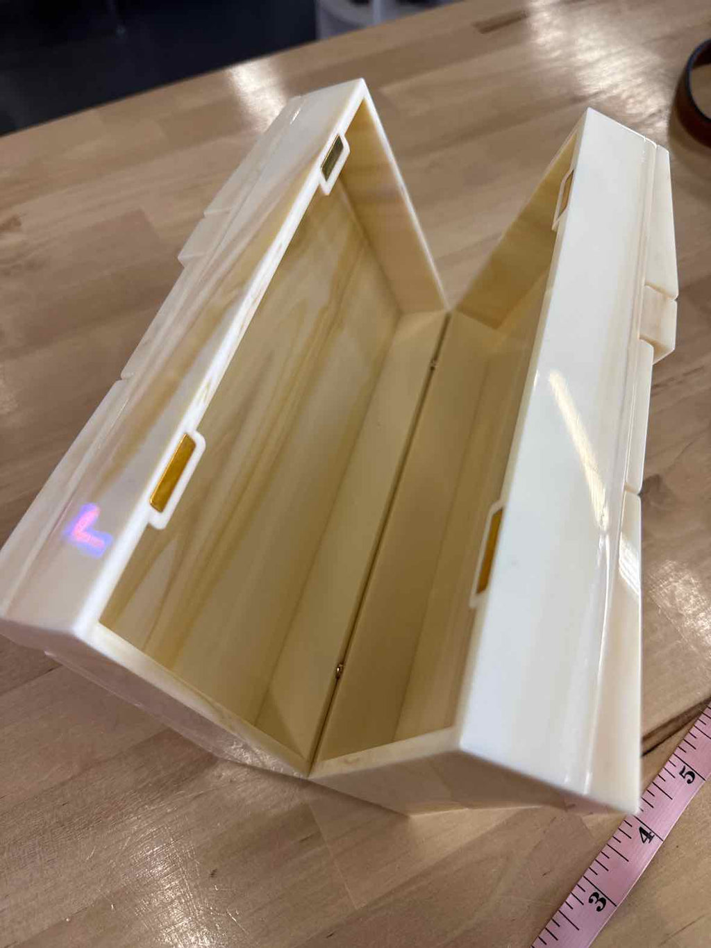 Cult Gaia Galleria Acrylic clutch - Cream NWOT