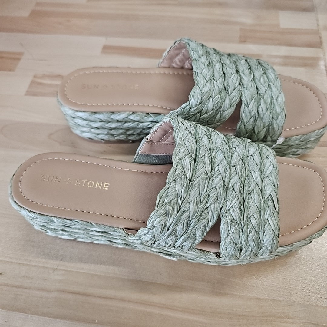 Sun Stone Size 9.5 Green Sandals