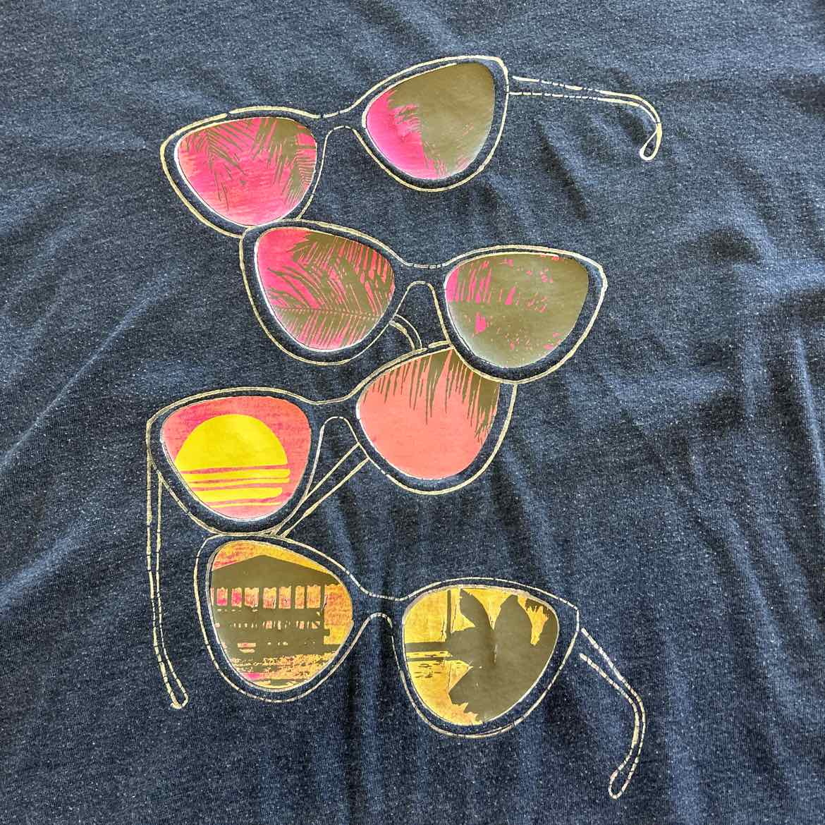 Banana Republic Size L Blue Preloved T-Shirt SS