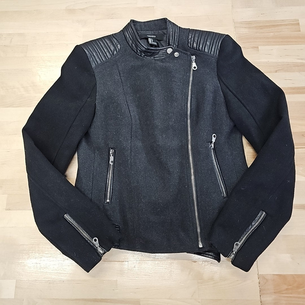 Forever 21 Size S Black Jacket