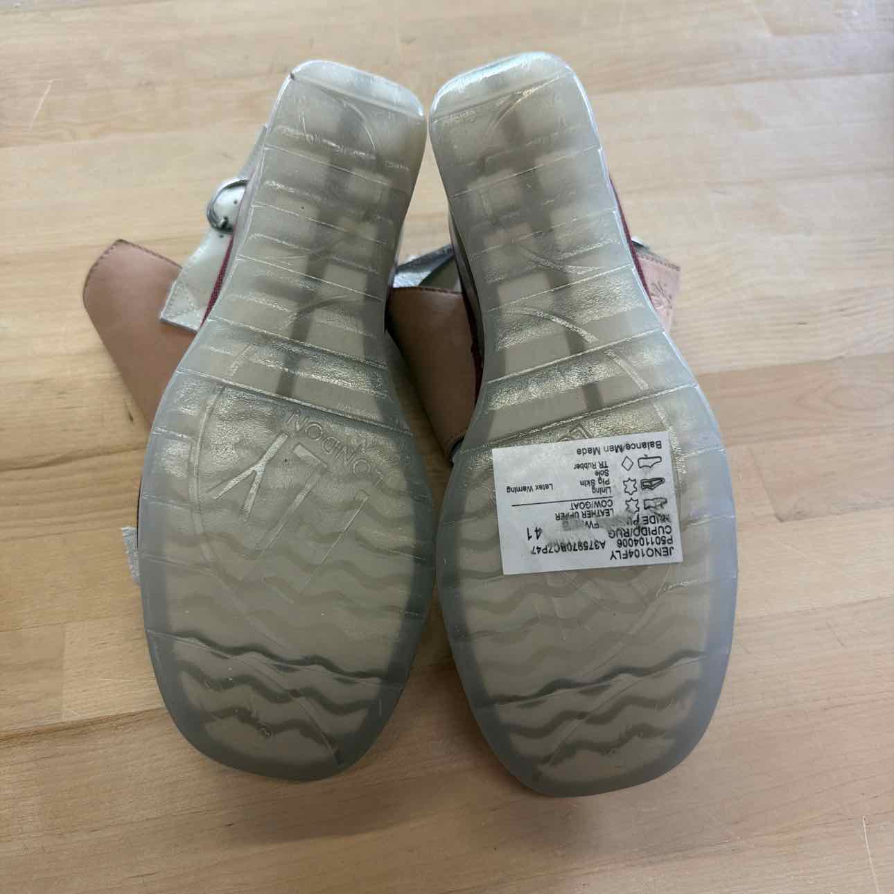 Fly London Size 10 Pink/white Leather New Sandals