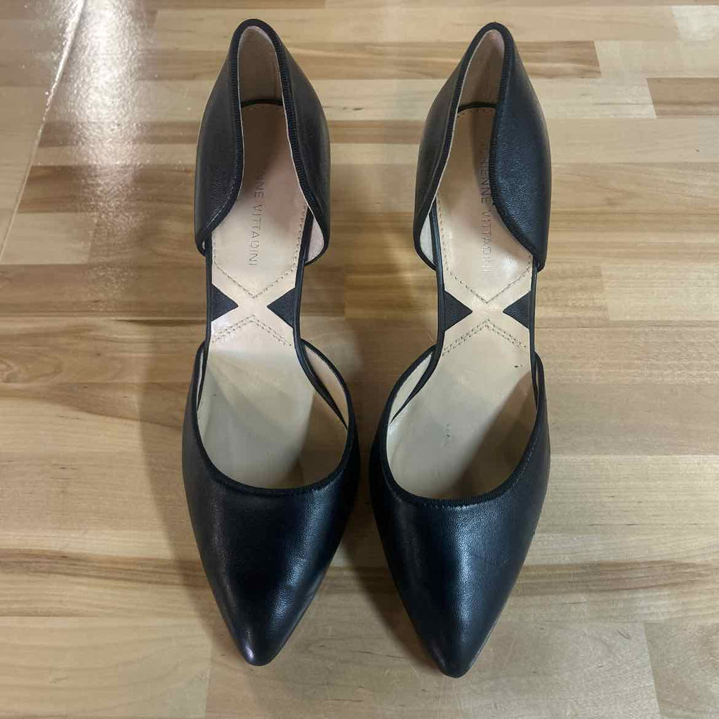 Adrienne Vittadini Size 8 Black Leather Preloved Heels