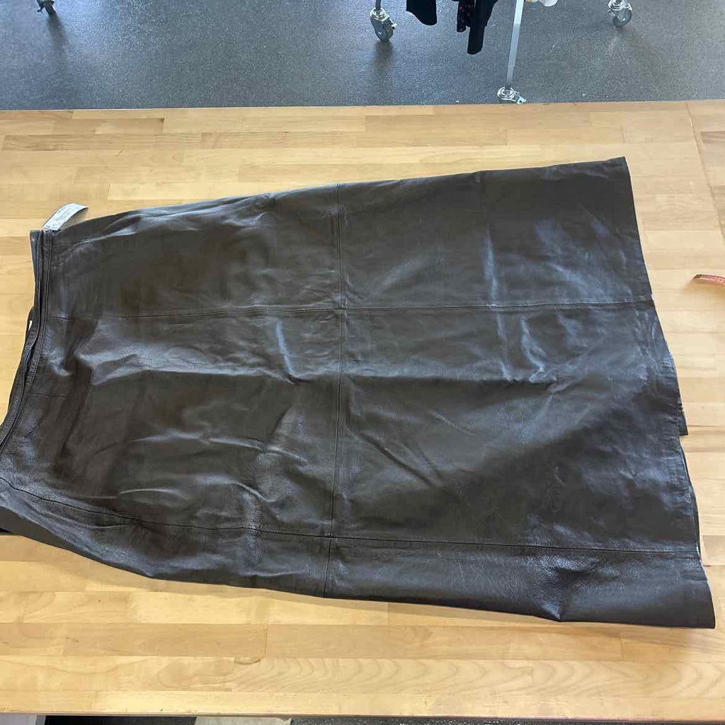 LewMagram Size 20 Brown Preloved Skirt