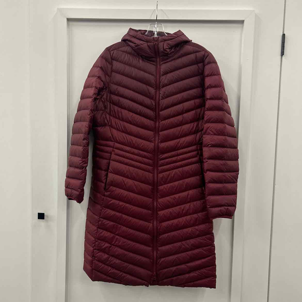 Lands End Size M Red Jacket