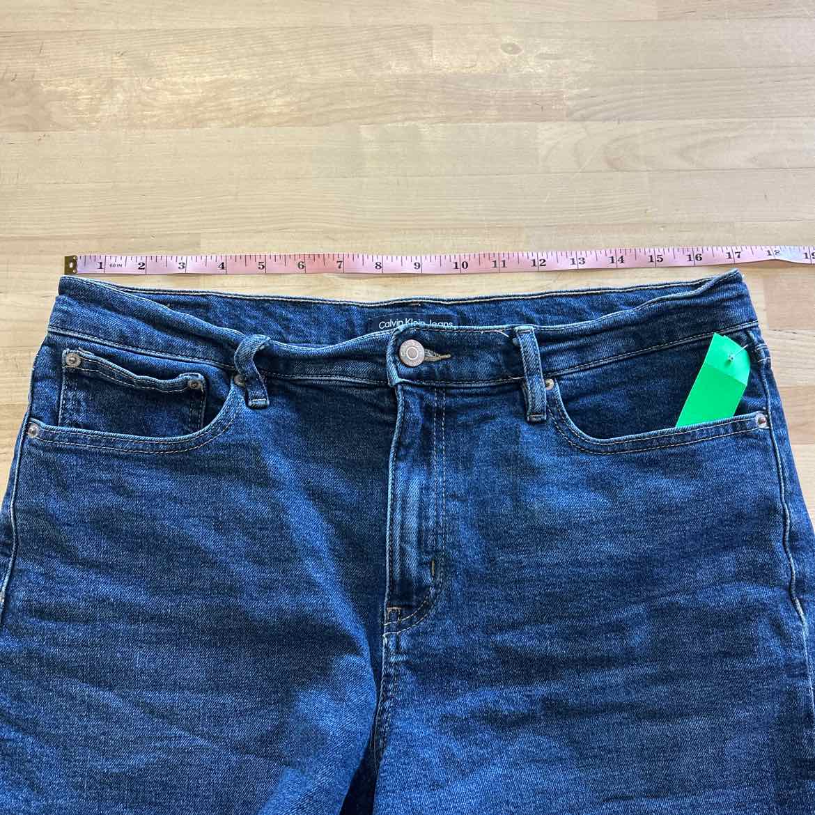 Calvin Klein Women Size 14 Blue Denim Preloved Shorts
