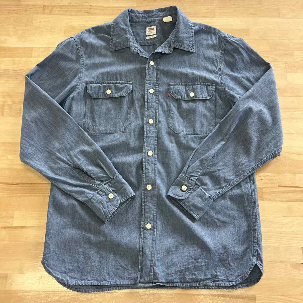 Levi's Size M Blue Button Down Shirt
