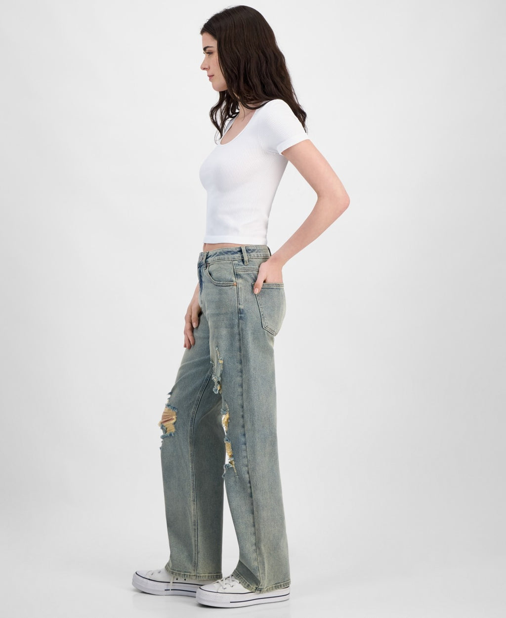 Madden Girl Juniors' Super High Rise Distressed 90s Wide Leg Jeans - Tinted Wash