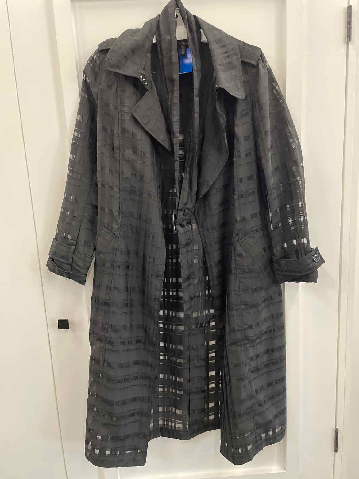 White House Black Market Size XS Black Duster