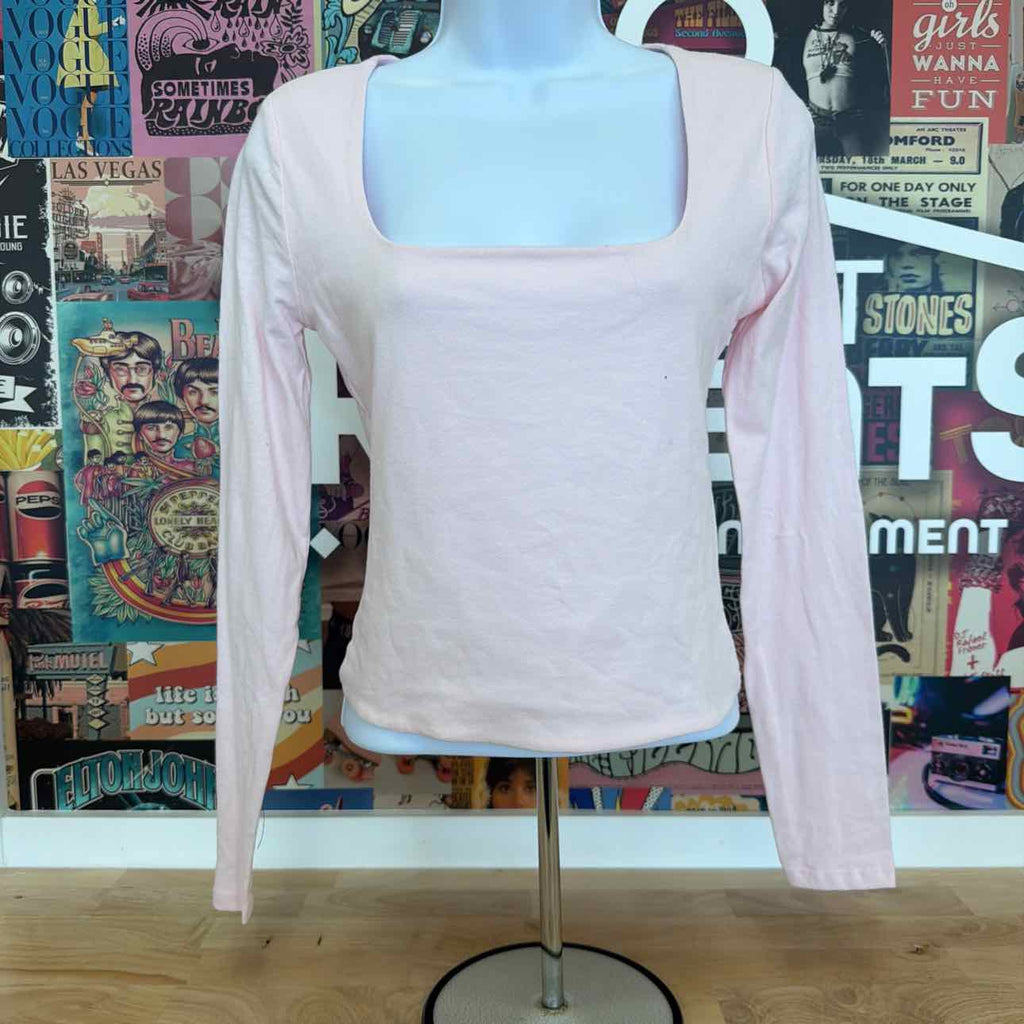 Planet Heart Size M Square-Neck Long-Sleeve Tee