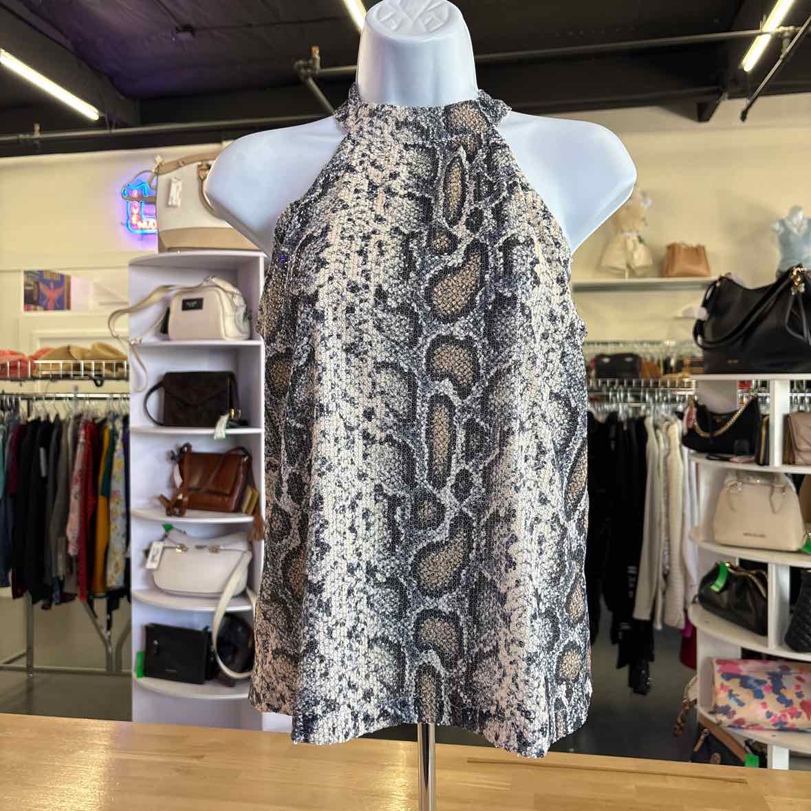 Cable & Gauge Size XS Tan Preloved Tank