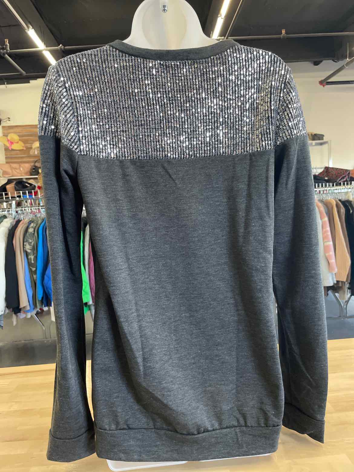 12pm by mon ami Size S Gray Sweater