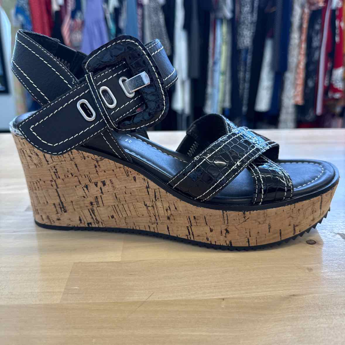 Donald J Pliner Shoe Size 9.5 Black Platform Cork Wedge Sandals