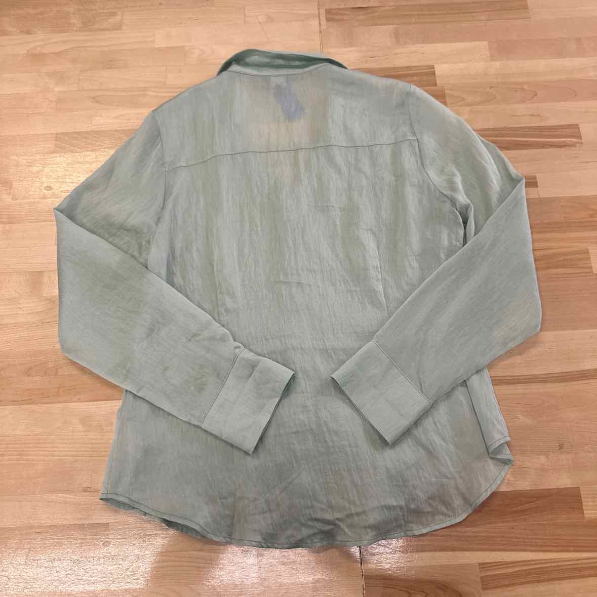 Naked Zebra Size L Blue Button Down Shirt