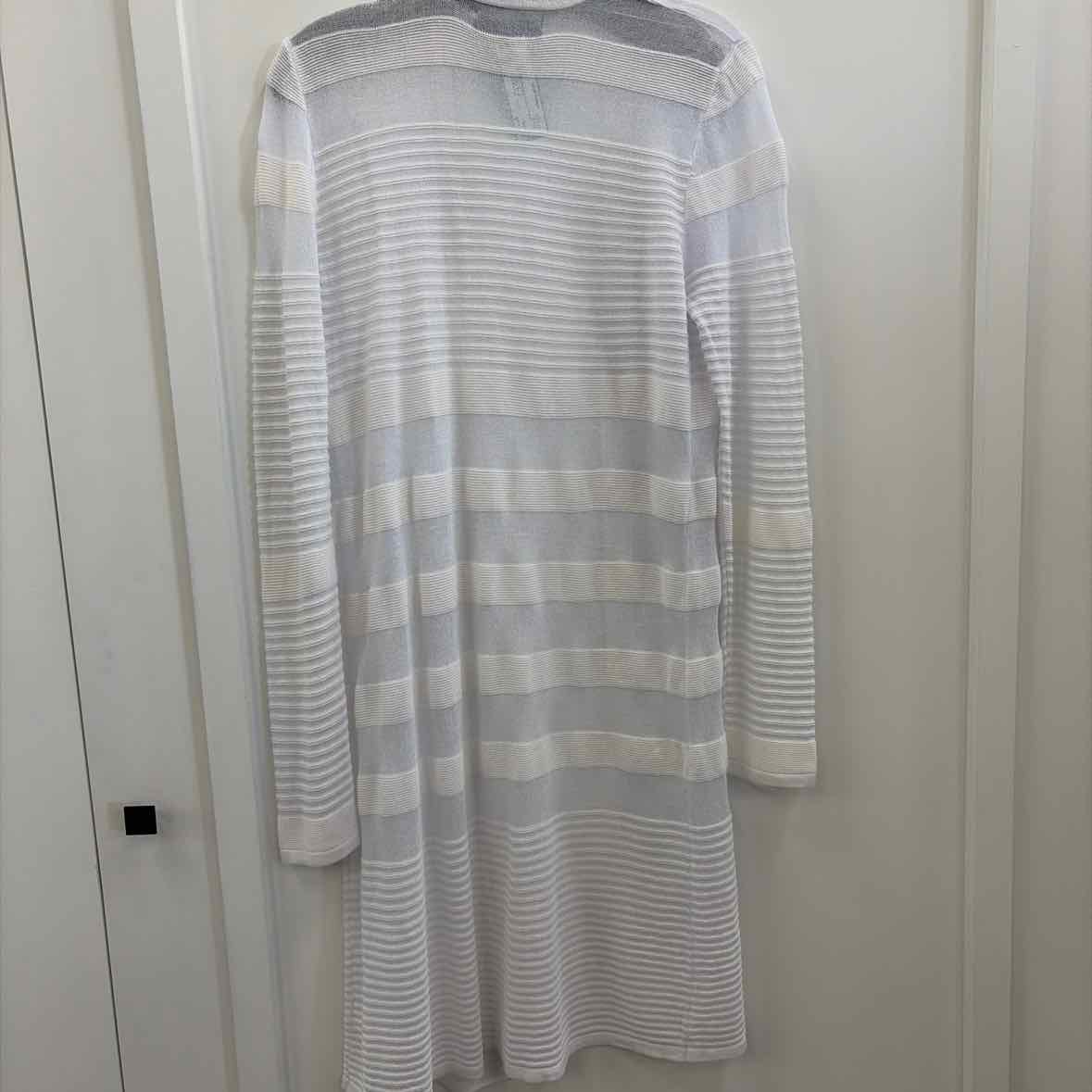 Joseph A Size M White Preloved Duster
