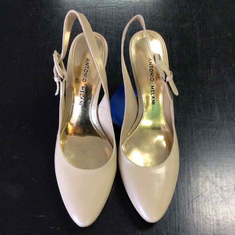 Antonio Melani Shoe Size 6.5 Beige Heels