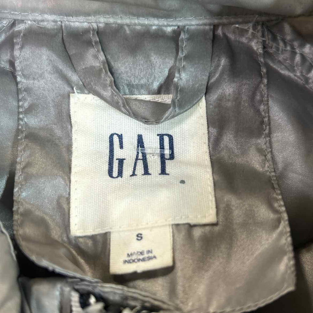 Gap Size S Gray Preloved Vest