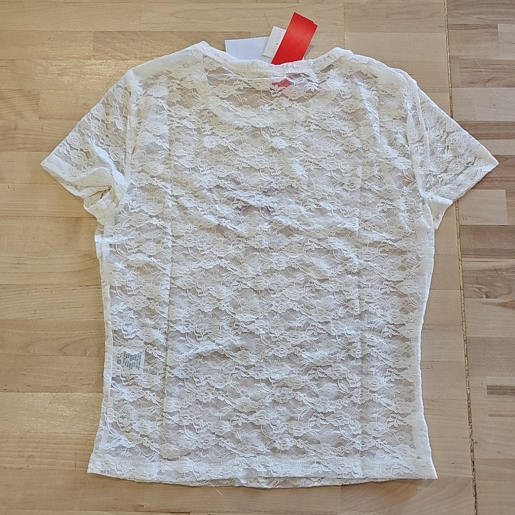 Ultra Flirt Juniors' Graphic Lace Tee - Gardenia