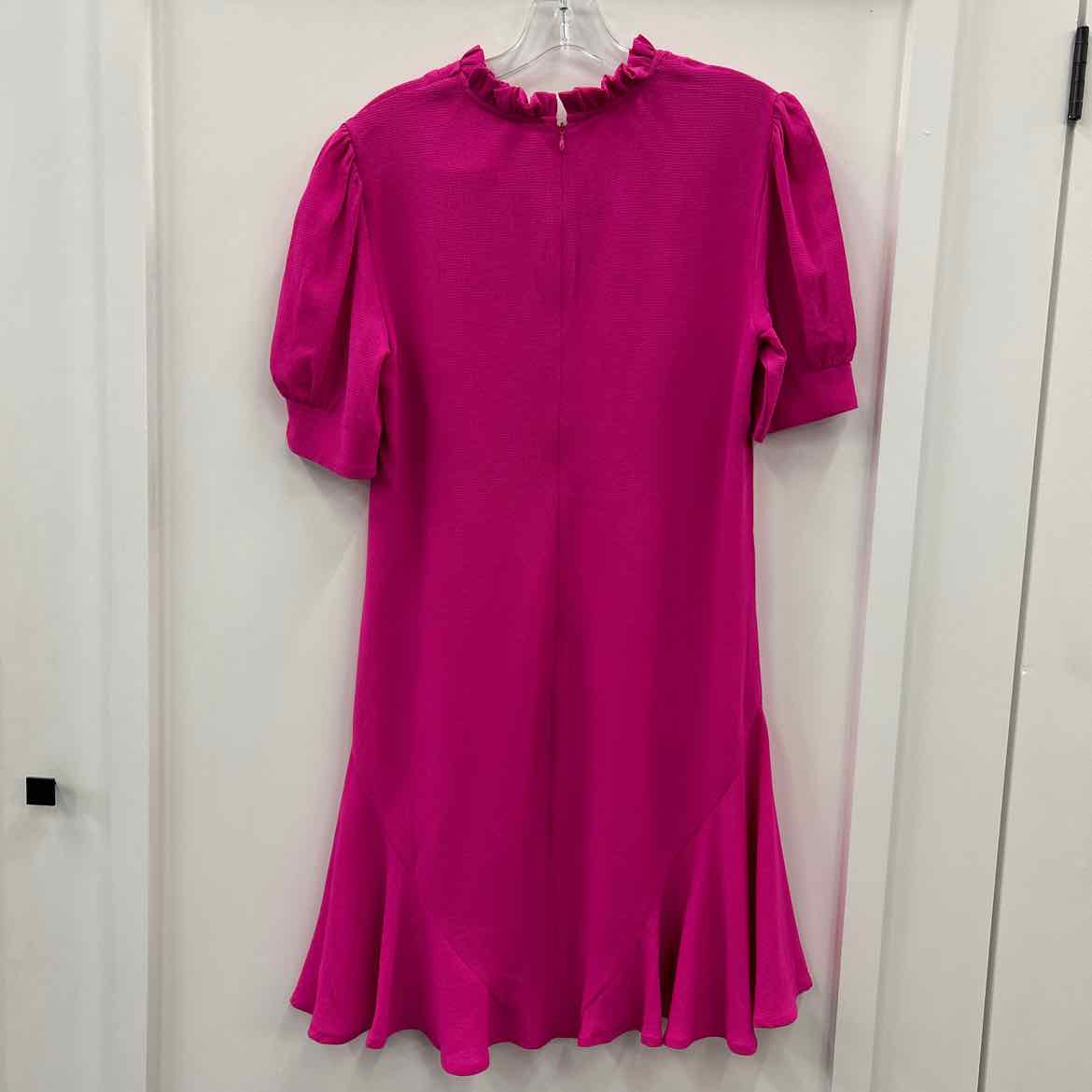 CeCe Size M Pink Dress