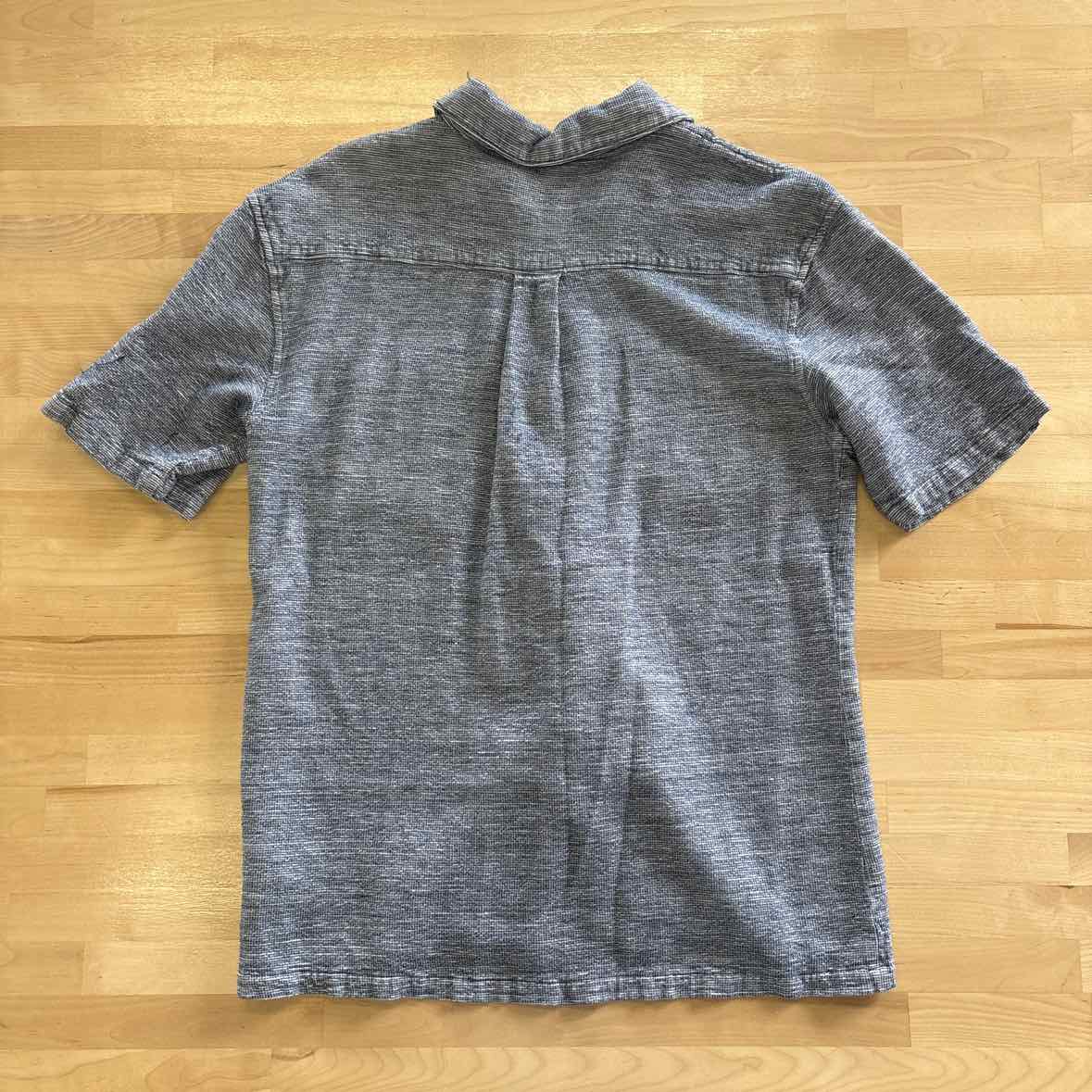 ...lost Men's Size S Blue MENS Button Down Shirt