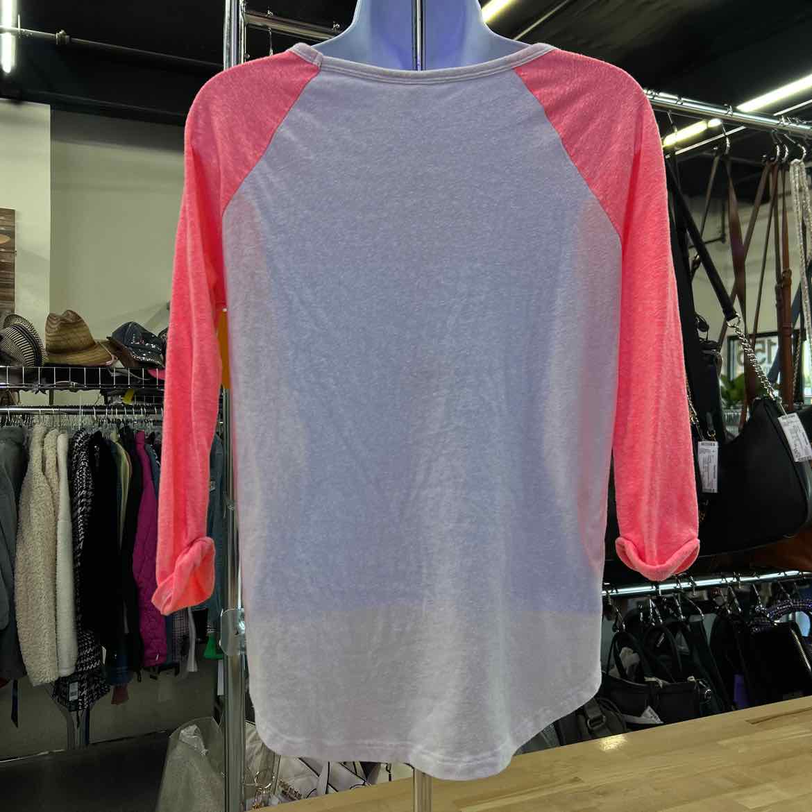 Divided Size XS White Longsleeve