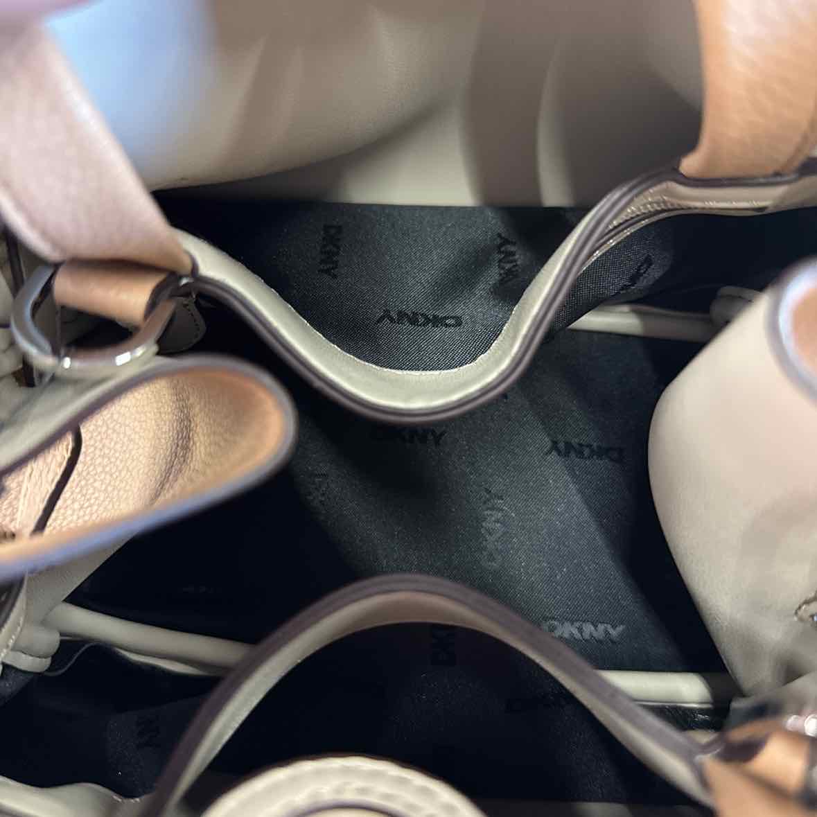 DKNY Bryar Small  Bucket Satchel - Cappucino