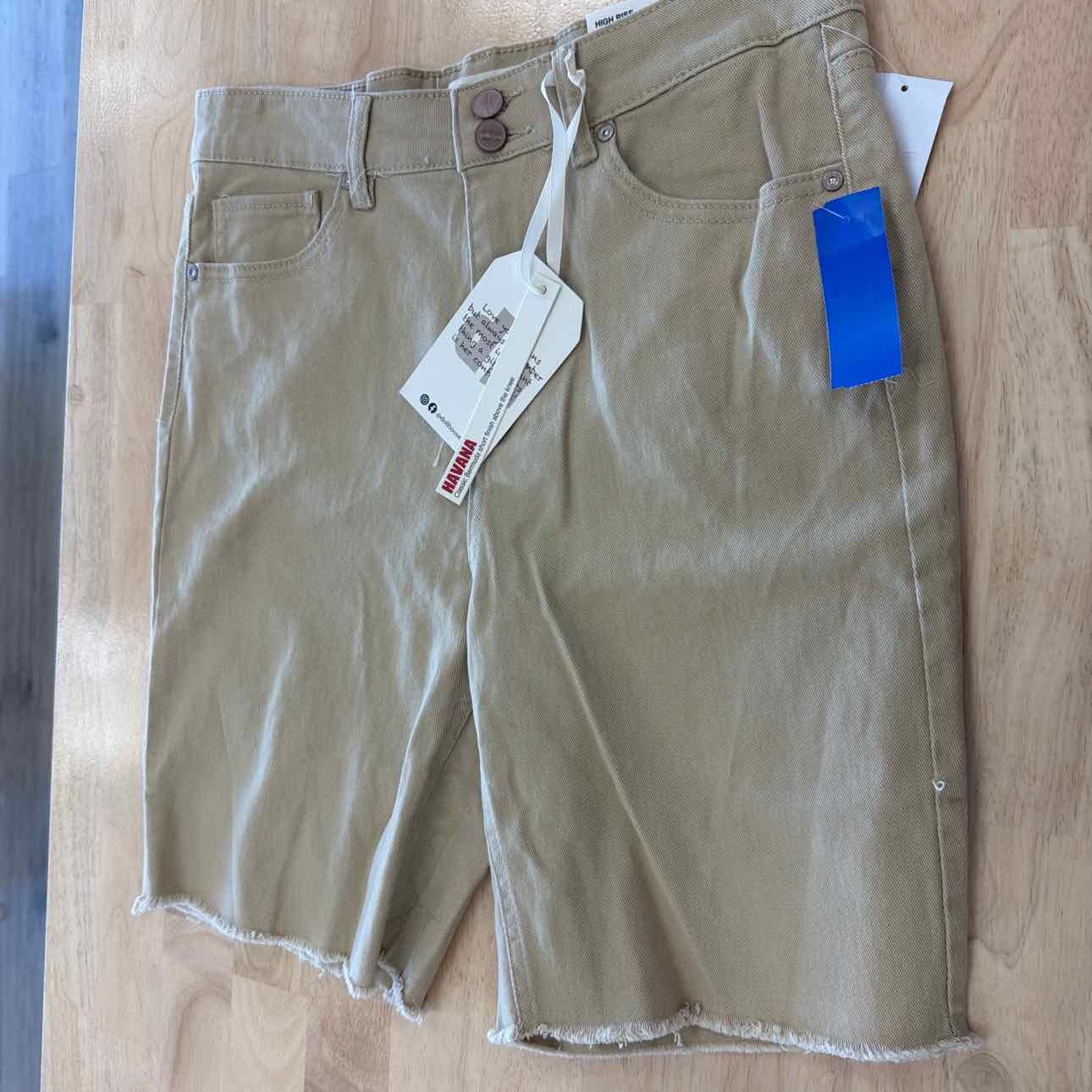 dollhouse Women Size 30 Tan New Shorts