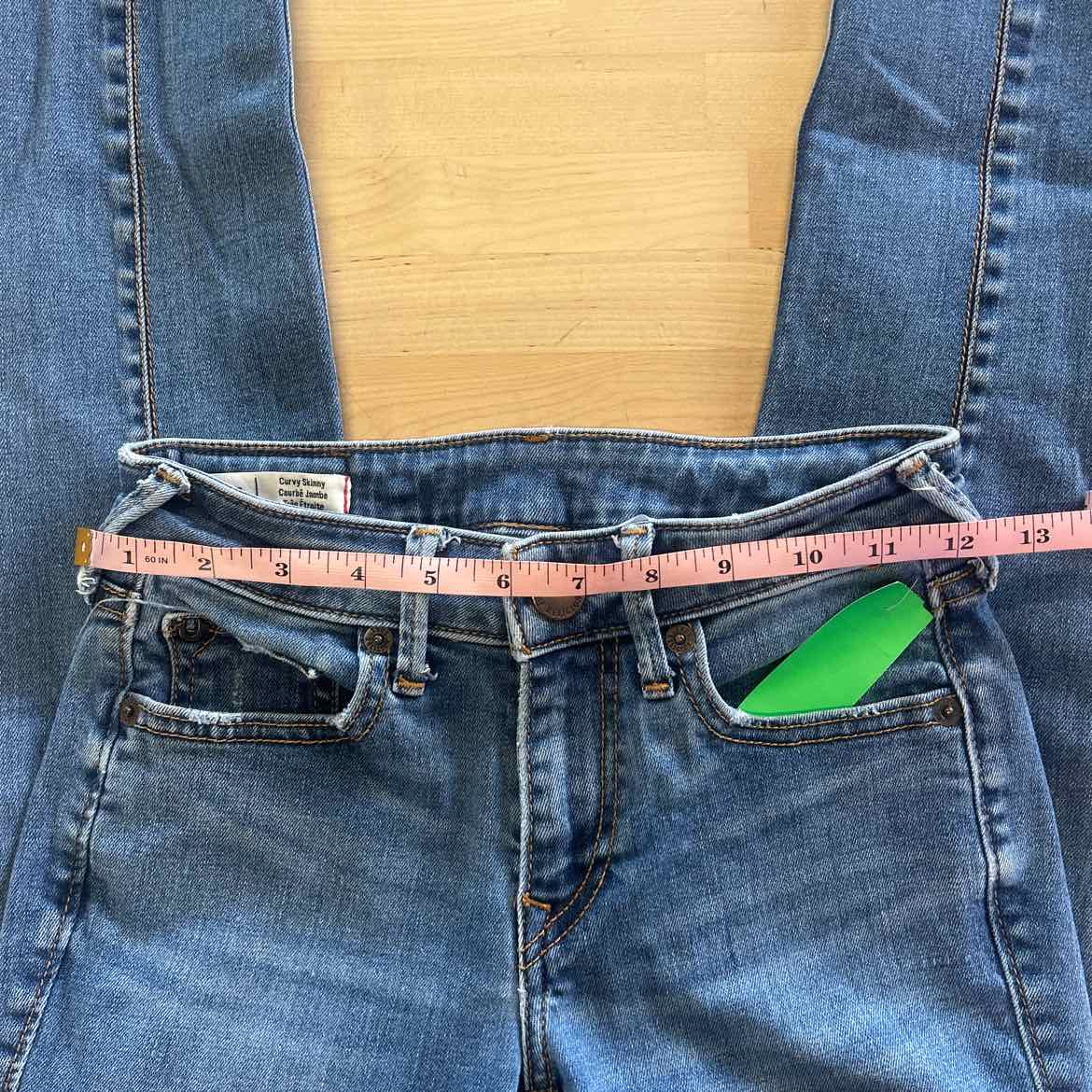 True Religion Size 24 Blue Denim Preloved Jeans