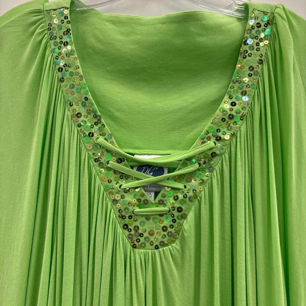 DG2 Size 2X Green Poncho