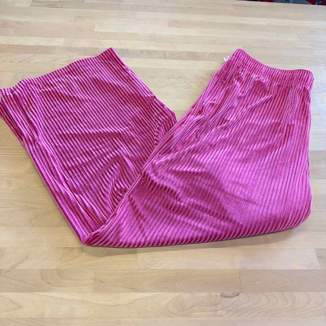 Colsie Size XL Pink New Lounge