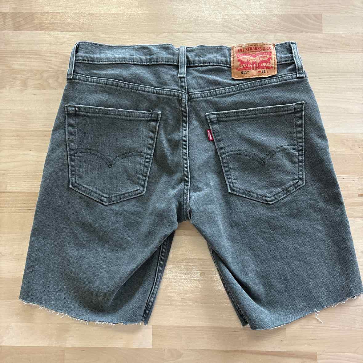 Levi's Men's Size 31 Green MENS Shorts