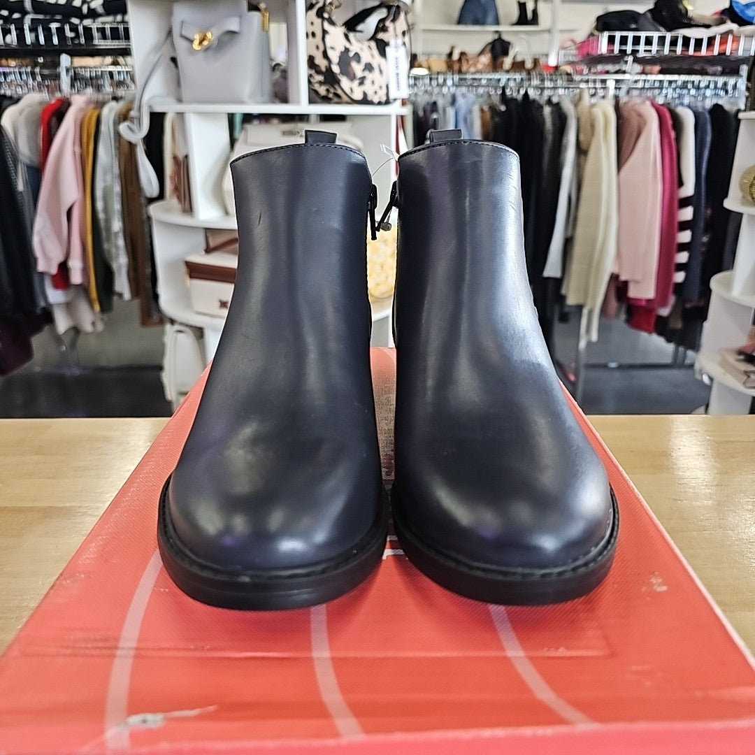 Easy Spirit Size 6 Loranda 3 Navy Booties