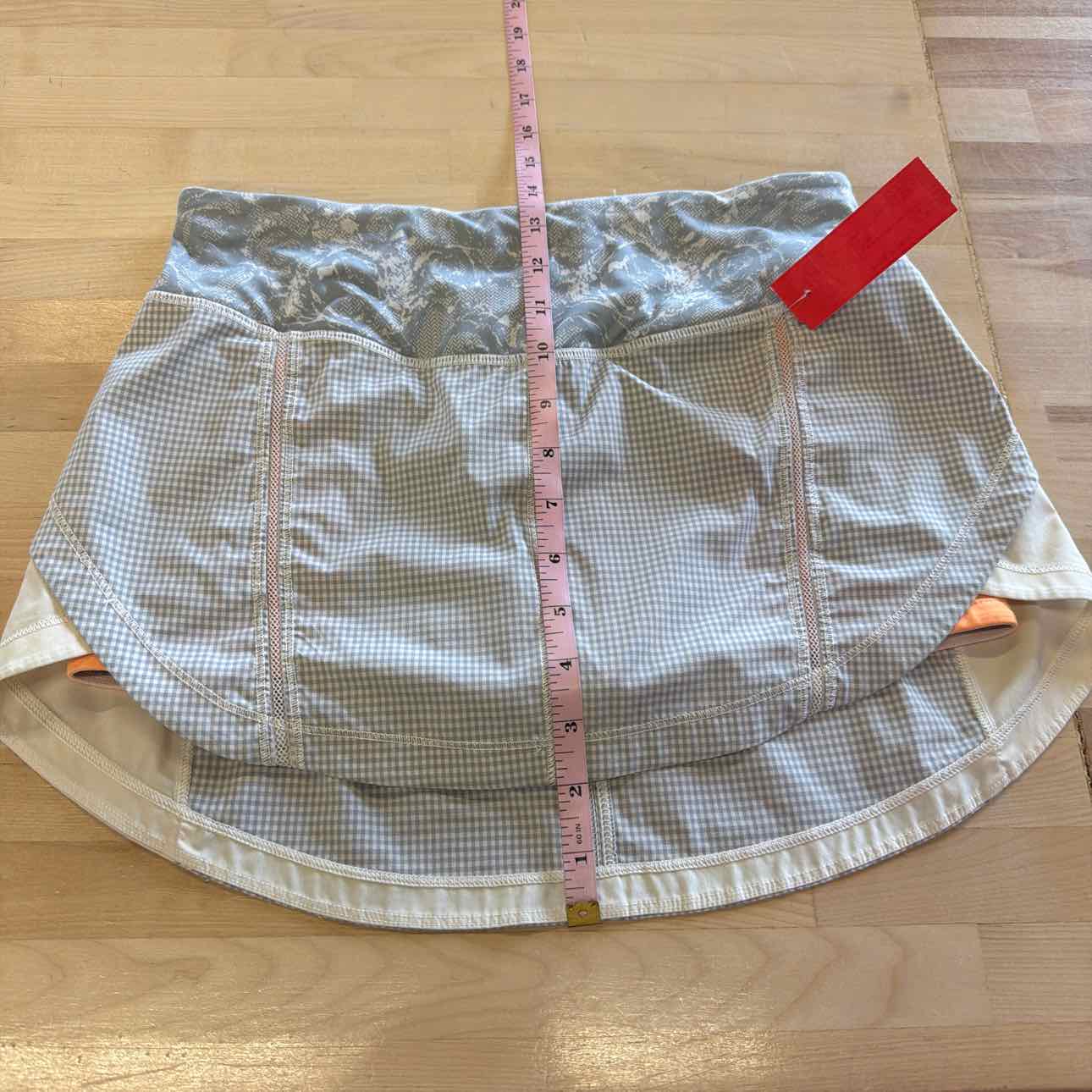 LuluLemon Size 4 Gray Preloved Athletic Skort